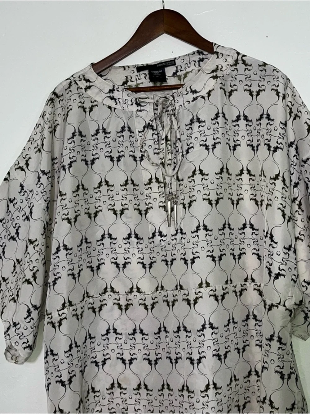 Thomas Wylde Luxury Silk Tunic Blouse Skull Celtic Cross Size M - Picture 5 of 13